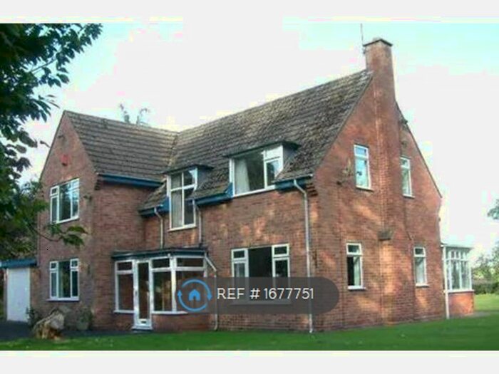4 Bedroom Detached House To Rent In Old Farm Lane, Coleshill, Birmingham, B46