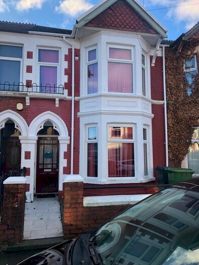 3 Bedroom Terraced House To Rent In Llanishen Street, Heath, Cardiff, CF14