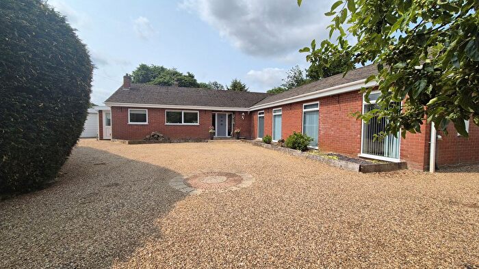 4 Bedroom Detached Bungalow For Sale In Knightcote Lane, Knightcote, CV47