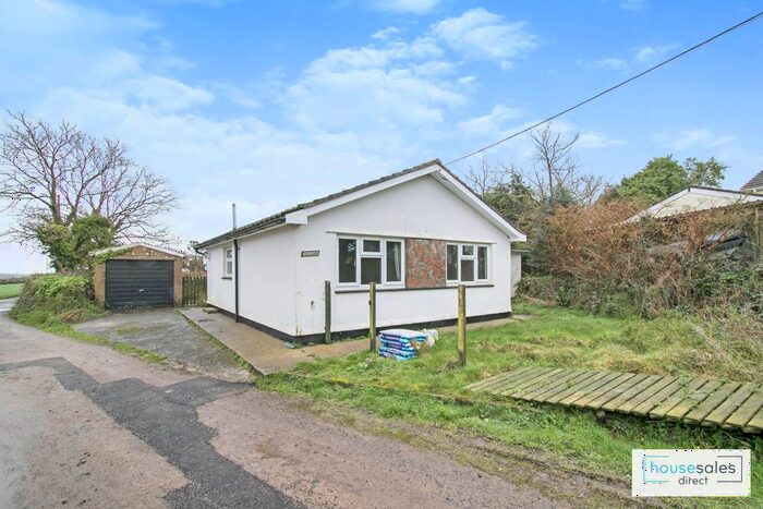 2 Bedroom Detached Bungalow For Sale In St. Martin, Helston, TR12