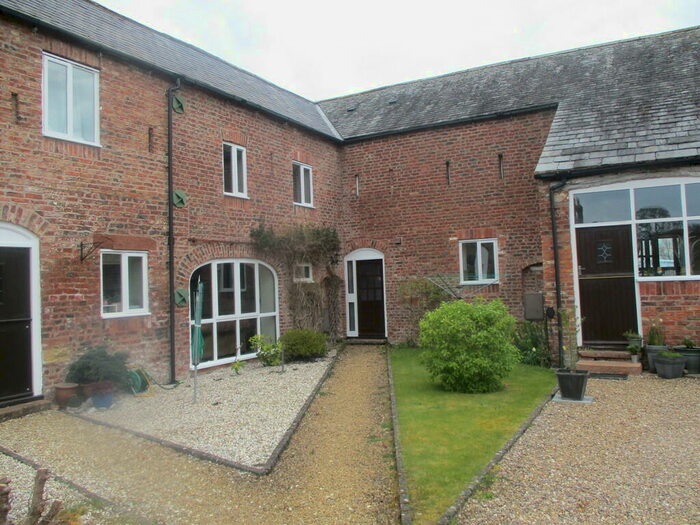 3 Bedroom Cottage To Rent In Brunstock, CA6