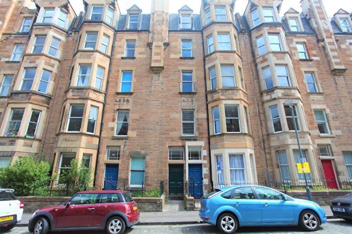 3 Bedroom Flat To Rent In Bruntsfield Avenue, Bruntsfield, Edinburgh, EH10