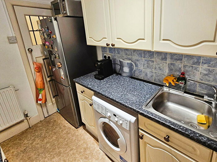 1 Bedroom Flat For Sale In Manor Road, Bournemouth, BH1