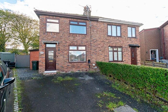 3 Bedroom Semi-Detached House For Sale In Trevor Road, Burscough, L40