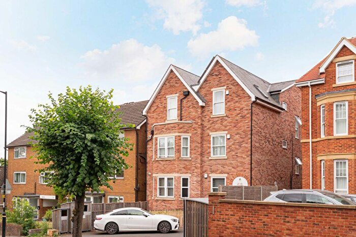 1 Bedroom Flat To Rent In South Park Hill Road, South Croydon, CR2