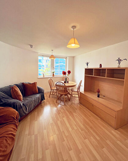 2 Bedroom Apartment To Rent In Royal Quay, Liverpool, Liverpool, Merseyside, L3