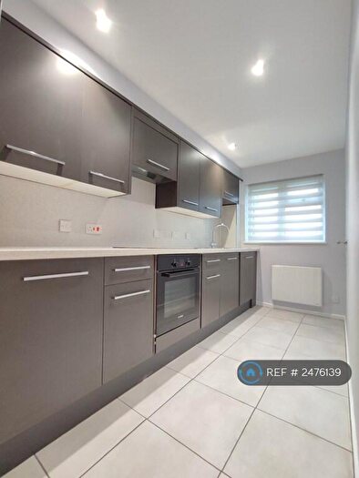 1 Bedroom Flat To Rent In Waterside Drive, Chichester, PO19