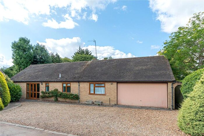 4 Bedroom Bungalow For Sale In Griggs Orchard, Sherington, Newport Pagnell, Buckinghamshire, MK16