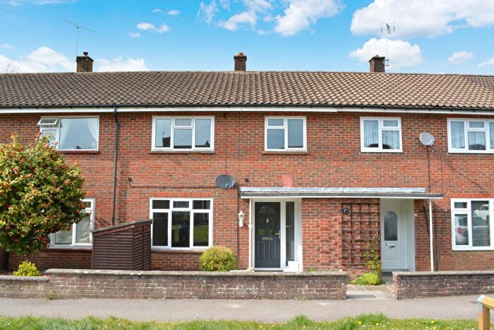 3 Bedroom Terraced House For Sale In Priors Walk, Crawley, RH10