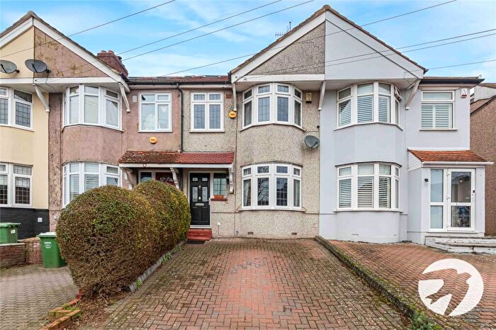 4 Bedroom Terraced House For Sale In Buckingham Avenue, South Welling, Kent, DA16