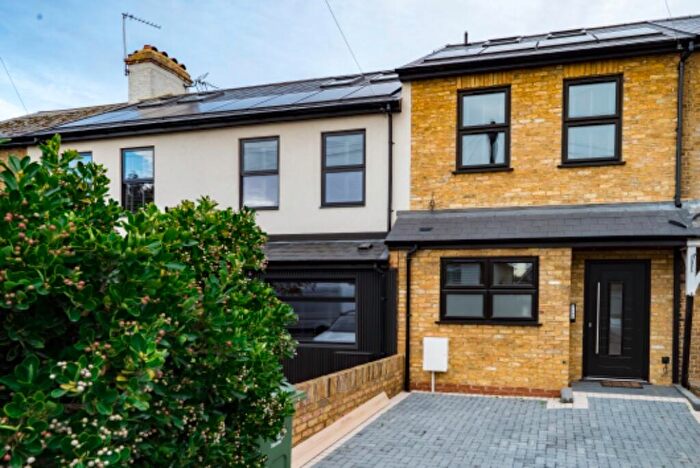 3 Bedroom Terraced House To Rent In Gander Green Lane, Sutton, London, SM3