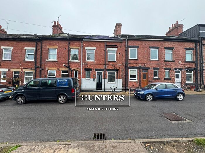 4 Bedroom Terraced House To Rent In Sunnybank, Micklefield, Leeds, LS25