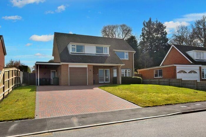 4 Bedroom Detached House For Sale In The Paddock, Sudbrooke, Lincoln, LN2
