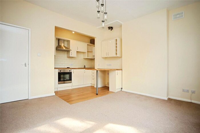 1 Bedroom Apartment To Rent In St. Georges Road, Cheltenham, GL50