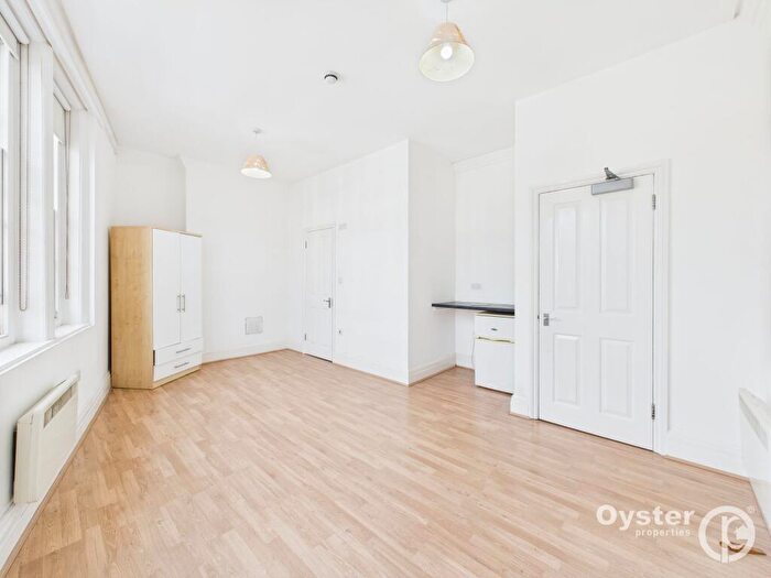 1 Bedroom Apartment To Rent In Finchley Road, London, NW3