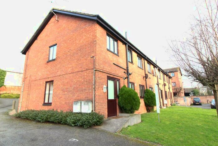 2 Bedroom Maisonette To Rent In Castle Mews Wellingborough Northamptonshire, NN8