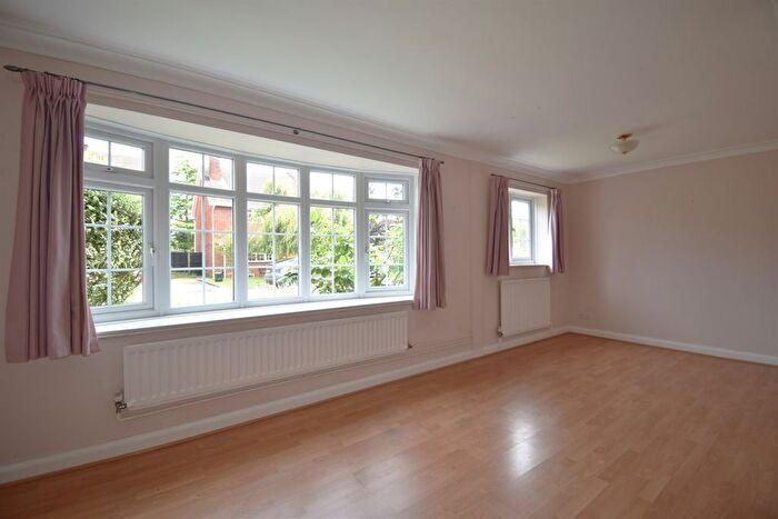 2 Bedroom Detached Bungalow For Sale In Woodfin Croft, Chelford, SK11