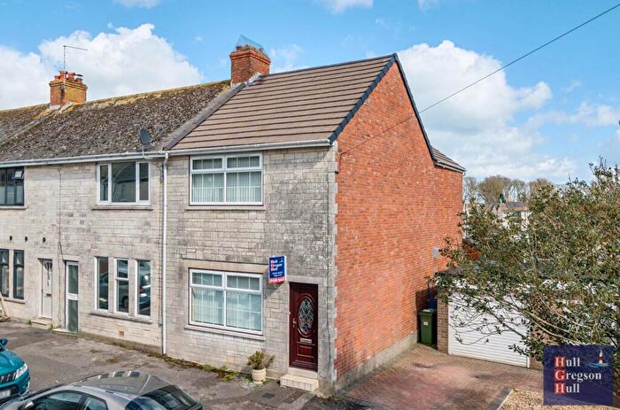 3 Bedroom End Of Terrace House For Sale In Augusta Road, Portland, DT5