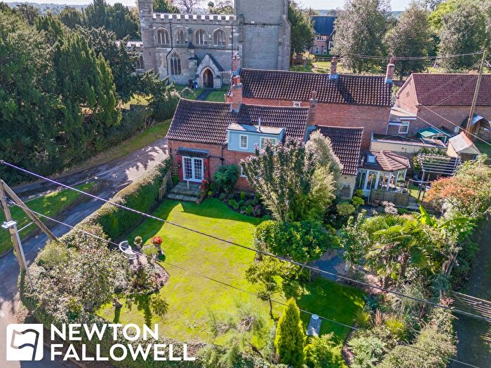 3 Bedroom Cottage For Sale In Rectory Lane, Gamston, DN22