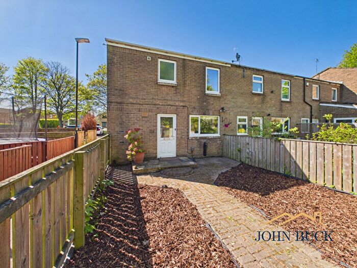 3 Bedroom End Of Terrace House For Sale In Sycamore Avenue, Harraton, Washington, NE38