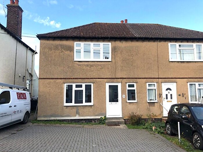 3 Bedroom Semi-Detached House For Sale In Brook Terrace, CO9