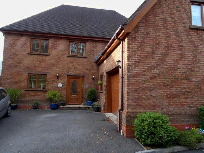 6 Bedroom Detached House To Rent In Maple House, Troed-Y-Rhiw Road, Mountain Ash, CF45