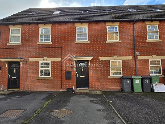 5 Bedroom Terraced House For Sale In Broomer Street, Dewsbury, WF13
