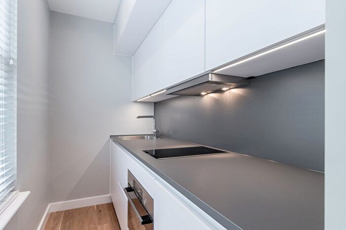 Studio To Rent In Argyle Road, London, W13