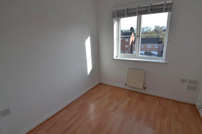 4 Bedroom Terraced House To Rent In Thunderbolt Way, Tipton, DY4