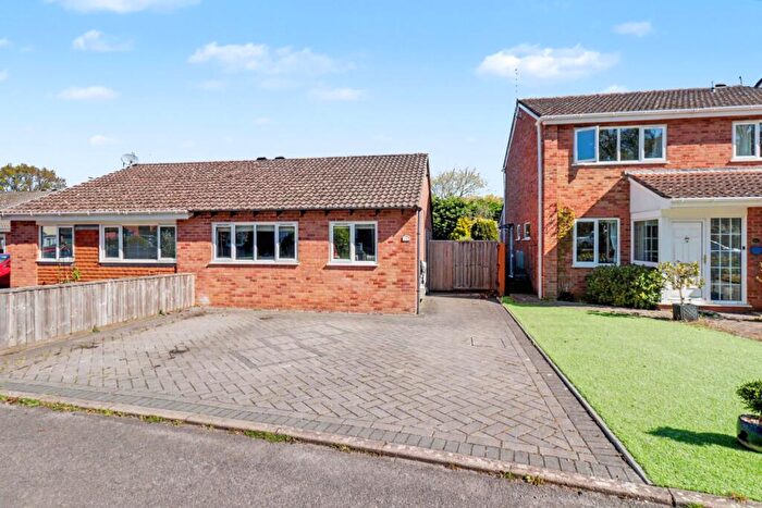 2 Bedroom Semi-Detached Bungalow For Sale In Evergreen Close, Exmouth, EX8