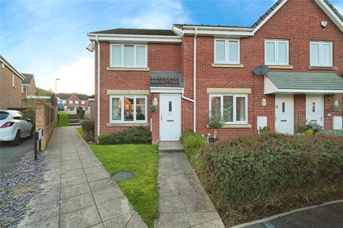 2 Bedroom Mews For Sale In Kelstern Close, Bolton, Lancashire, BL2