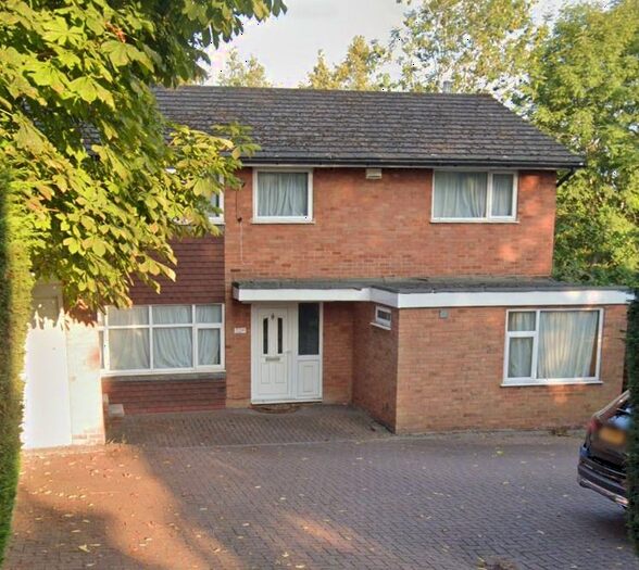 5 Bedroom Detached House To Rent In Watford Road, Northwood, HA6