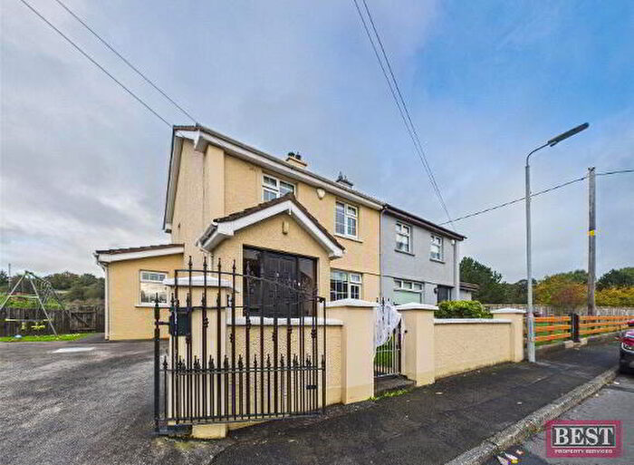 3 Bedroom Semi-Detached House For Sale In Carlingford Park, Newry, BT34