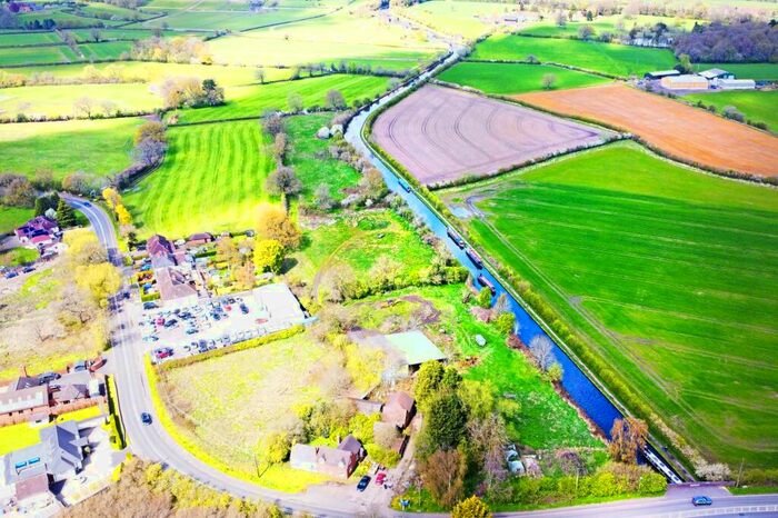 Farm House For Sale In Warwick Road, Knowle, B93