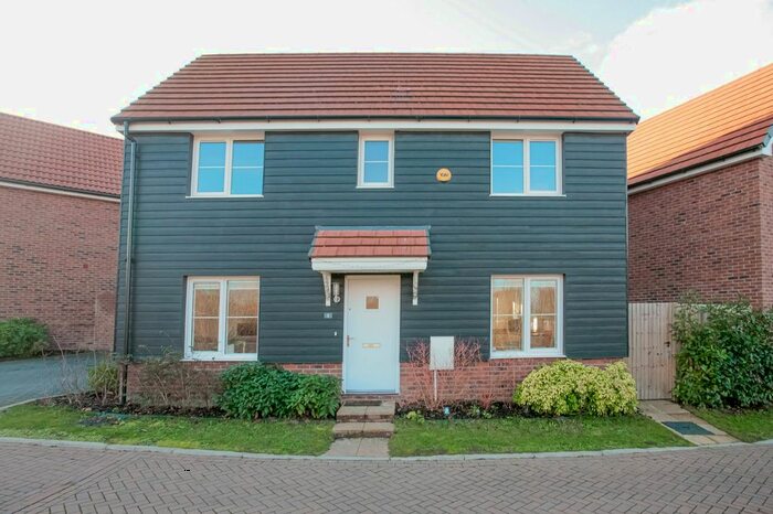 3 Bedroom Detached House To Rent In Dunnock End, Didcot, OX11