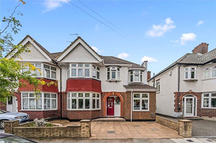 5 Bedroom Semi Detached House For Sale In Constance Road, Twickenham, TW2