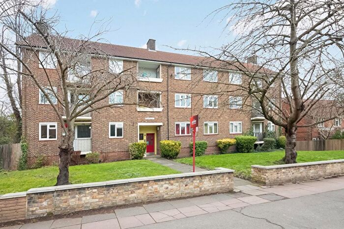 1 Bedroom Flat To Rent In Westwood Hill, London, SE26