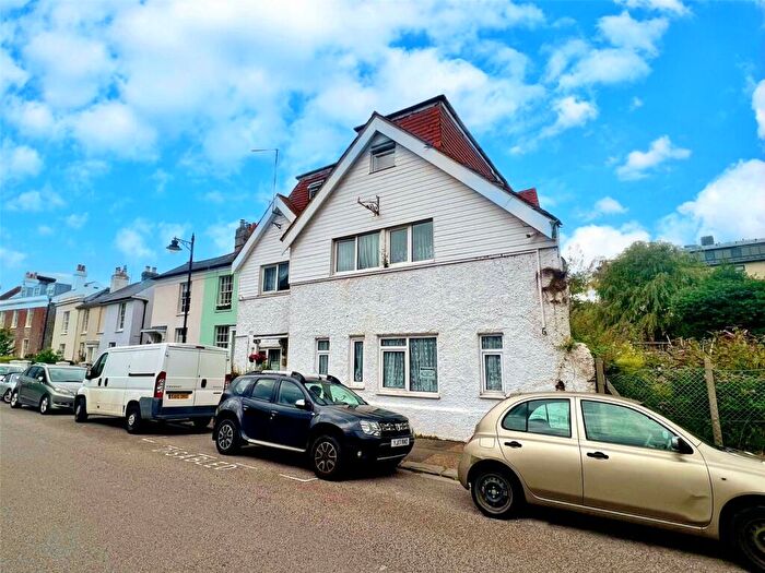 Property To Rent In River Road, Littlehampton, West Sussex, BN17