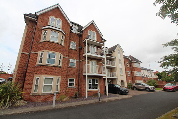 2 Bedroom Flat For Sale In Flat, Grosvenor House, Whitegate Drive, Blackpool, Lancashire, FY3