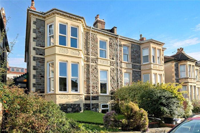 4 Bedroom Semi Detached House For Sale In Belmont Road, Bristol, BS6