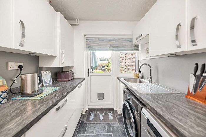 3 Bedroom Terraced House For Sale In Kingston Vale, Royston, SG8