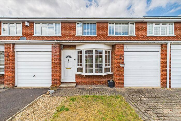 3 Bedroom Terraced House For Sale In St. Marys Road, Sindlesham, Wokingham, Berkshire, RG41