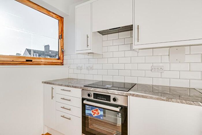 1 Bedroom Flat To Rent In Hornsey Lane, London, N6