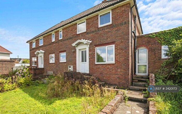 2 Bedroom Semi-Detached House To Rent In Carden Hill, Brighton, BN1