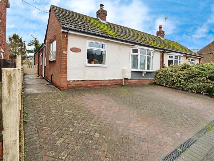 2 Bedroom Semi-Detached Bungalow For Sale In Silver Street, Bardney, Lincoln, LN3