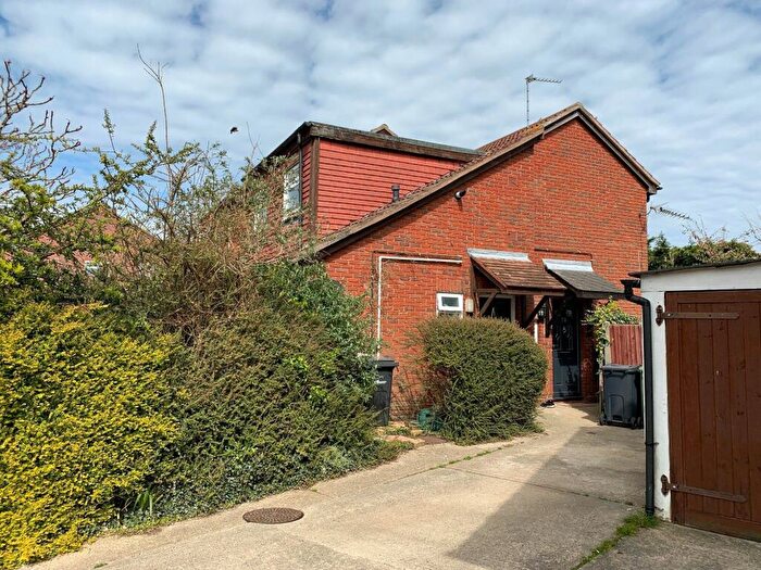 2 Bedroom Cluster House To Rent In Stubbs Lane, Braintree, CM7