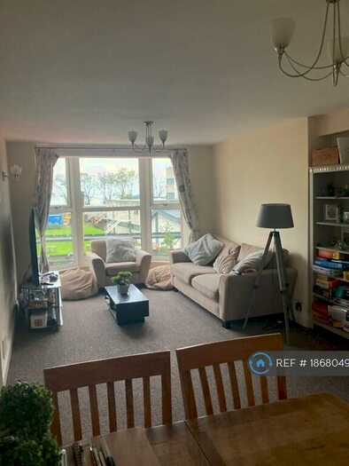 2 Bedroom Flat To Rent In Citadel Road, Plymouth, PL1