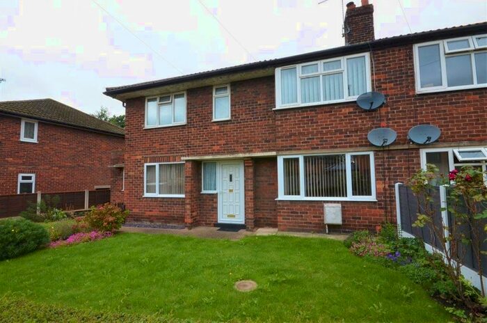 2 Bedroom Flat To Rent In Top Fold, Fairburn, WF11