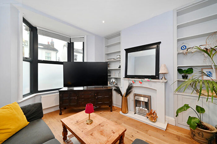 5 Bedroom Terraced House For Sale In Lugard Road, London, SE15