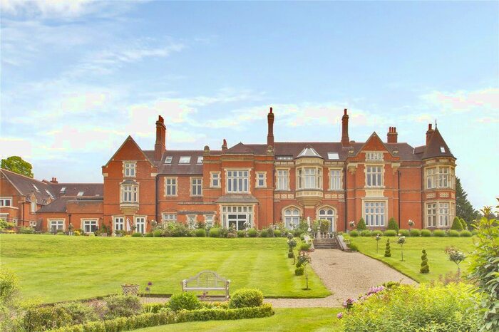 4 Bedroom Flat For Sale In Dene Park, Shipbourne Road, Tonbridge, Kent, TN11